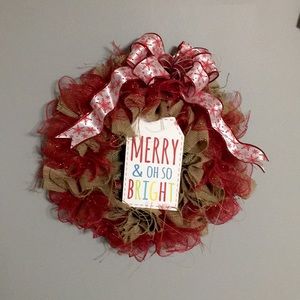 Burlap & Red Christmas wreath 🎄